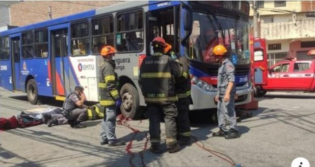 Homem tem as pernas esmagadas ao ser atropelado por ônibus no Mutinga