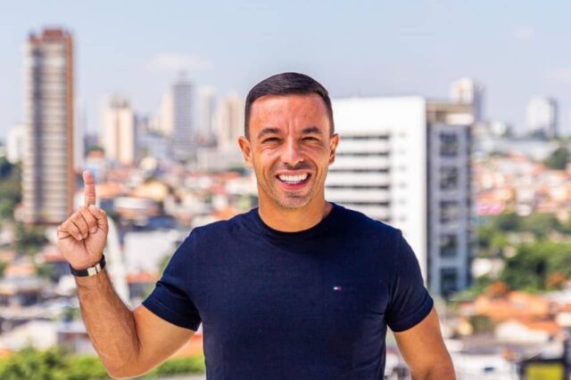 Rogério Lins afirma que “Osasco é de Jesus Cristo” em postagem nas redes sociais
