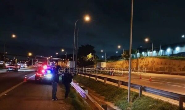 Motociclista morre na Castelo Branco ao perder controle e bater na cerca