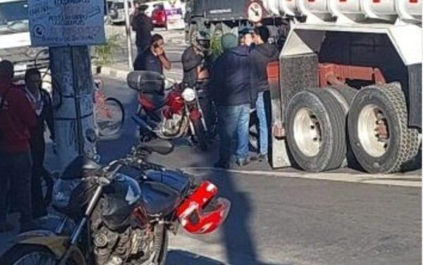 Acidente com morte de passageira: motociclista não tem habilitação
